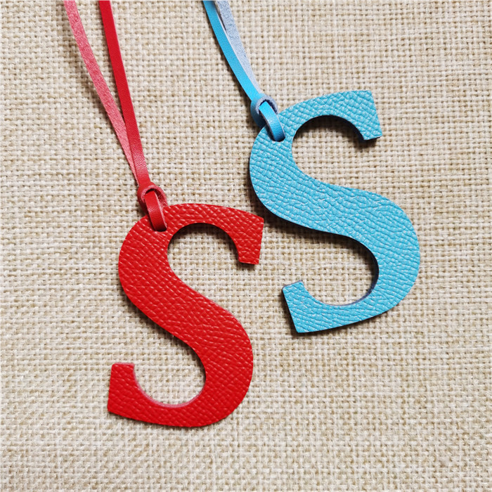 English Letter O P Q R S T Alp - Women Accessories Name In English recensione e prezzo