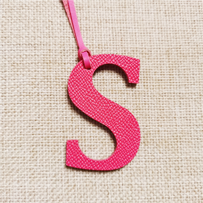 English Letter O P Q R S T Alp - Women Accessories Name In English recensione e prezzo