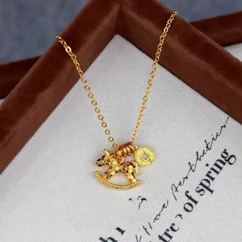 Sparkling Ice Crack Horse Pend - Coin Necklace Delicate recensione e prezzo