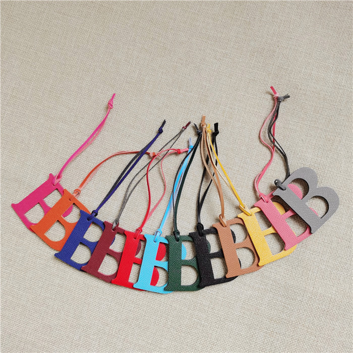 English Letter A B C D E F G A - Women Accessories Name In English recensione e prezzo