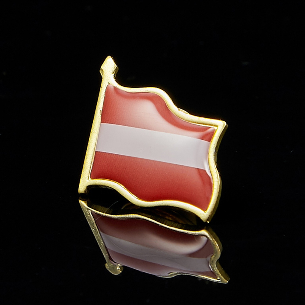 Austria Waving National Epoxy  - Brooch Pin Gold recensione e prezzo