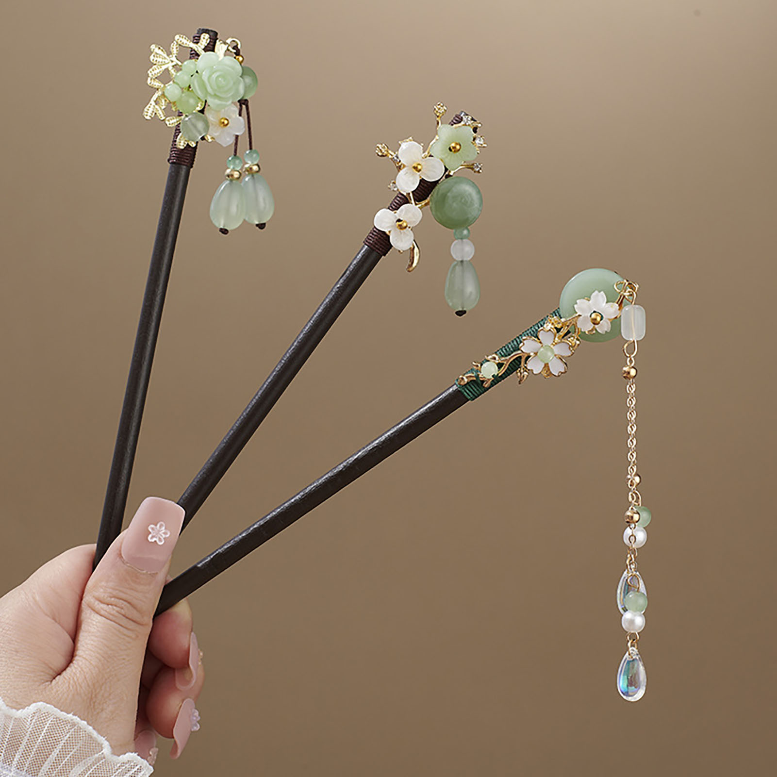 Chinese Style Flower Tassel Ha - Women'S Formal Accessories recensione e prezzo