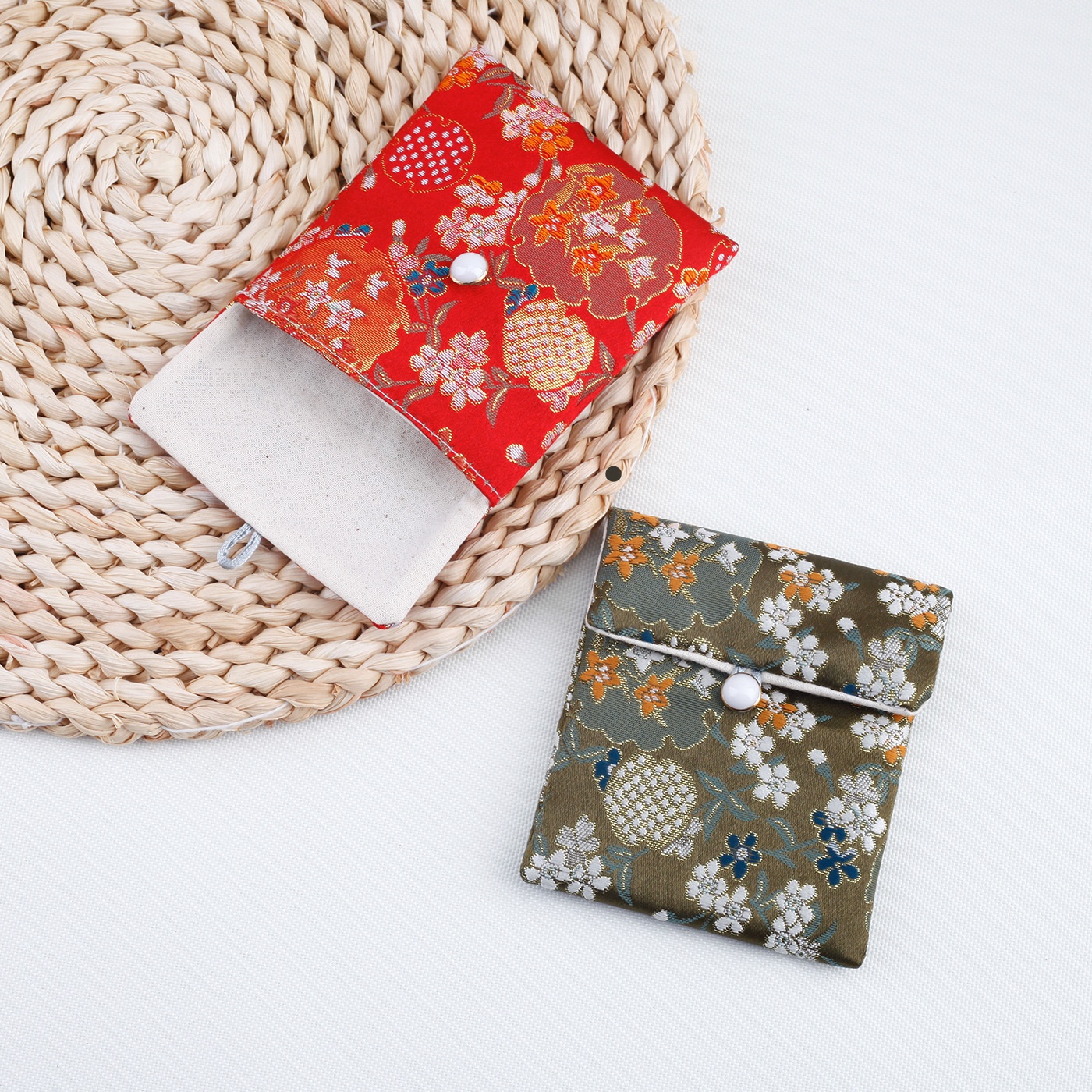 Necklace Organizer Pouch Hand- - Coin Necklace Delicate recensione e prezzo