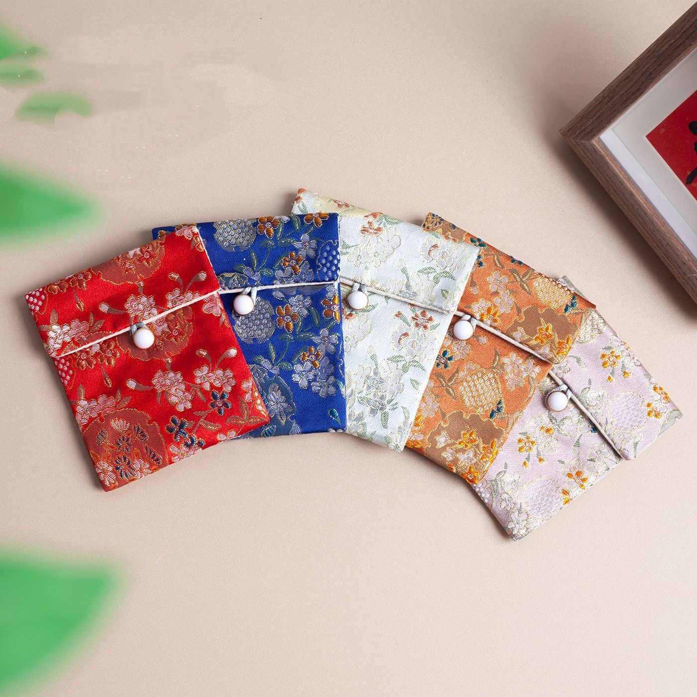 Necklace Organizer Pouch Hand- - Coin Necklace Delicate recensione e prezzo