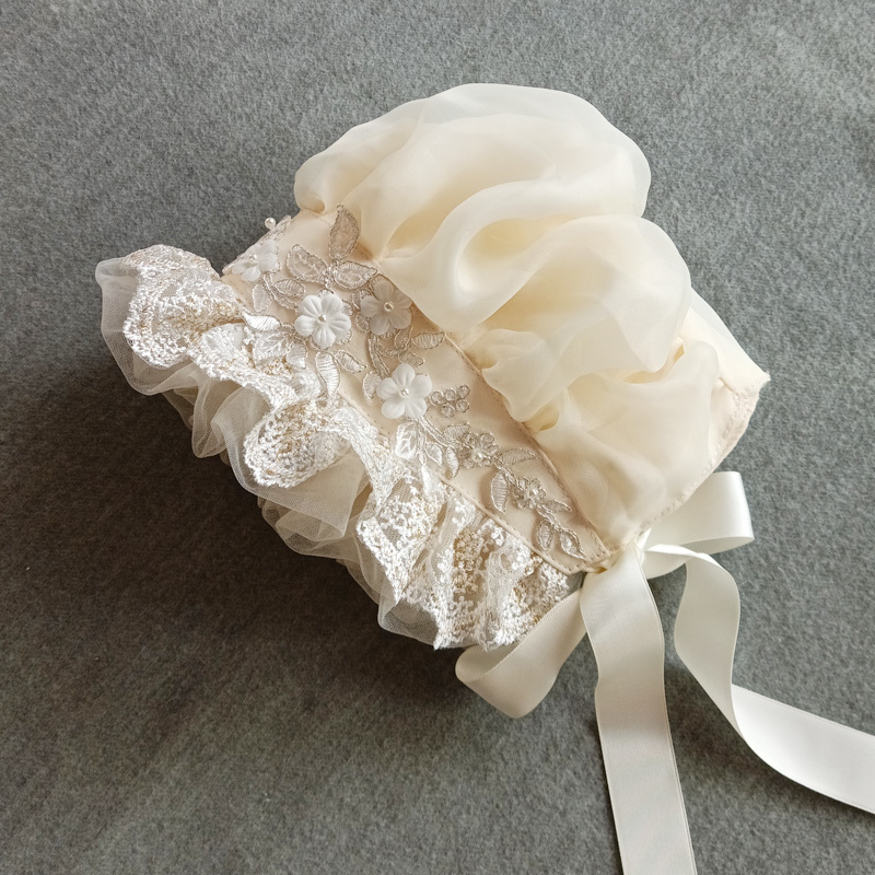 Victorian Bonnet Ruffles Villa - Women'S Victorian Accessories recensione e prezzo