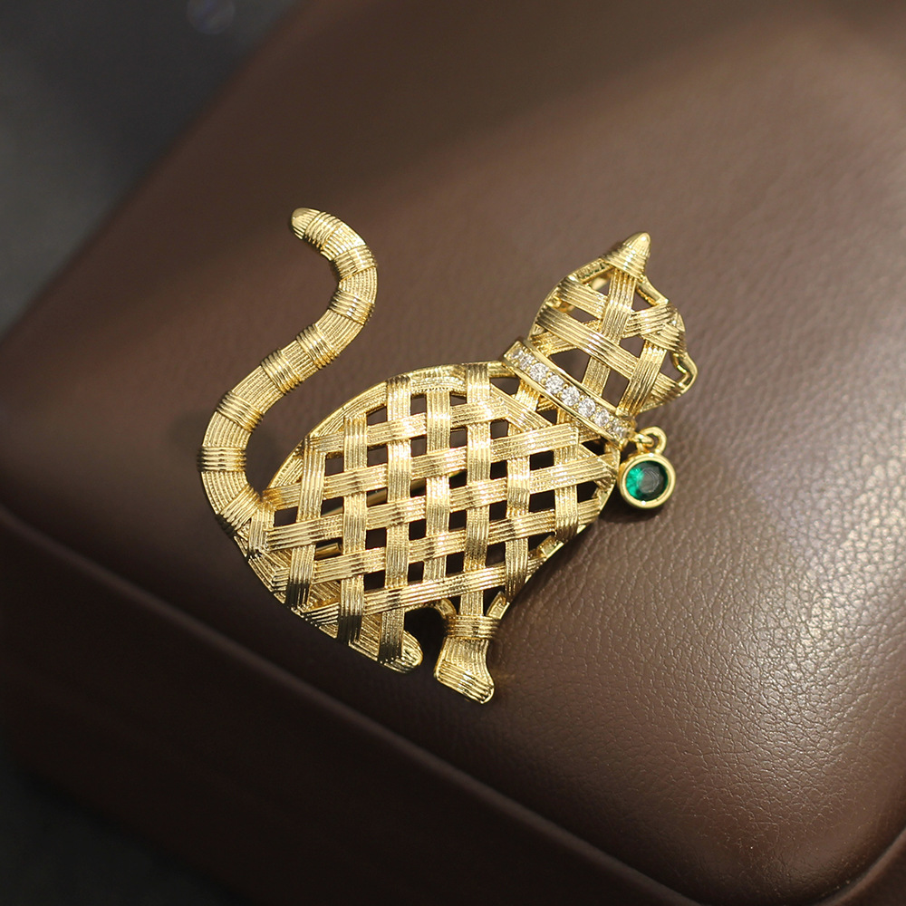 Design Sense Compilation Gold  - Brooch Pin Gold recensione e prezzo