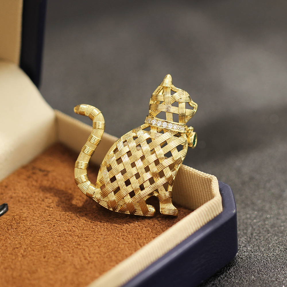 Design Sense Compilation Gold  - Brooch Pin Gold recensione e prezzo