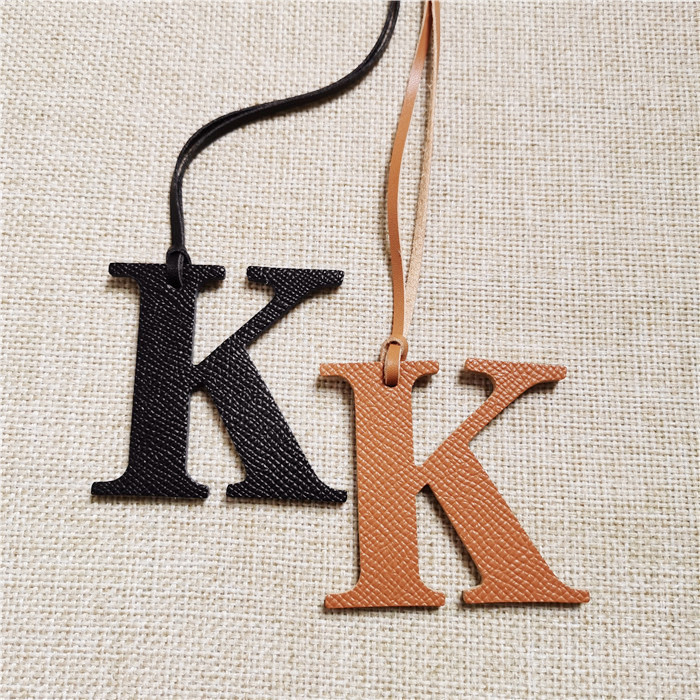 English Letter K Alphabet Cowh - Women Accessories Name In English recensione e prezzo
