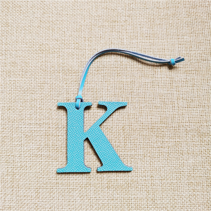 English Letter K Alphabet Cowh - Women Accessories Name In English recensione e prezzo
