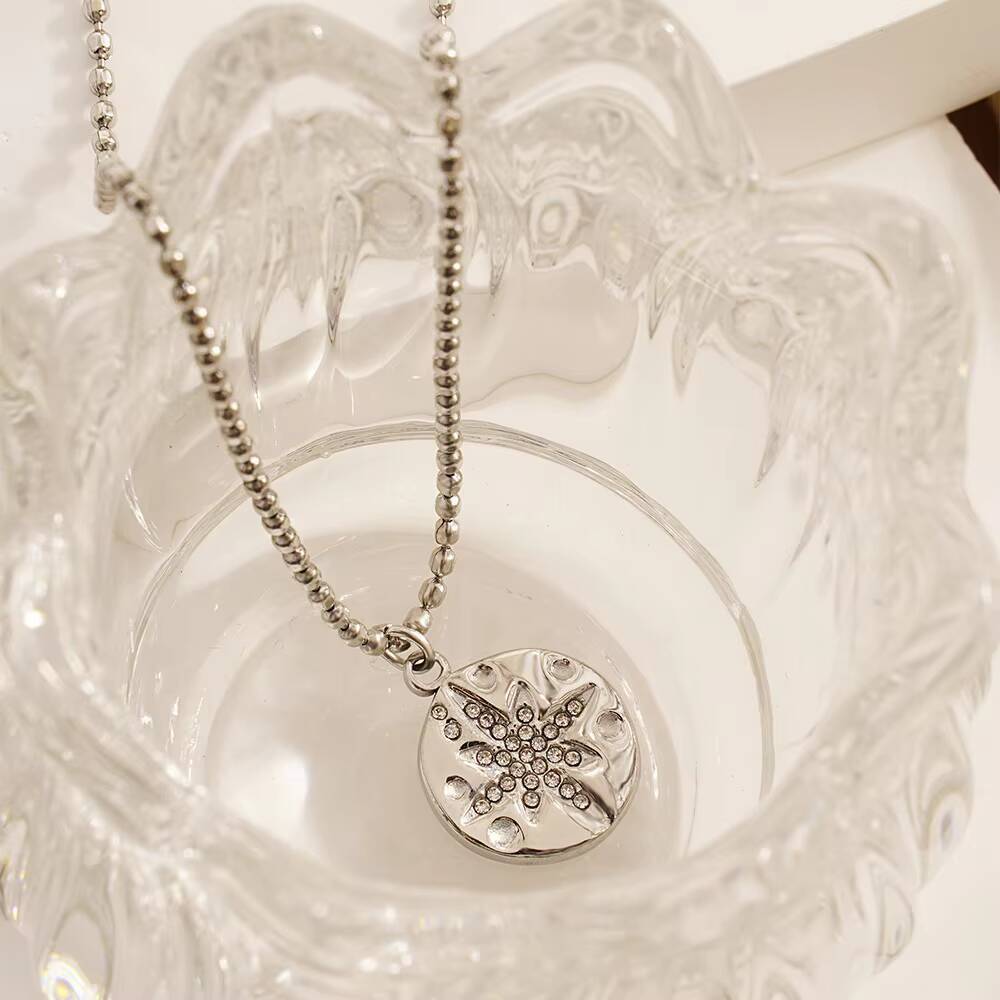 Stainless Steel Women Delicate - Coin Necklace Delicate recensione e prezzo