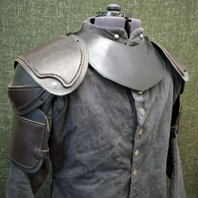 Medieval Viking Knight Warrior - Women'S Viking Accessories recensione e prezzo