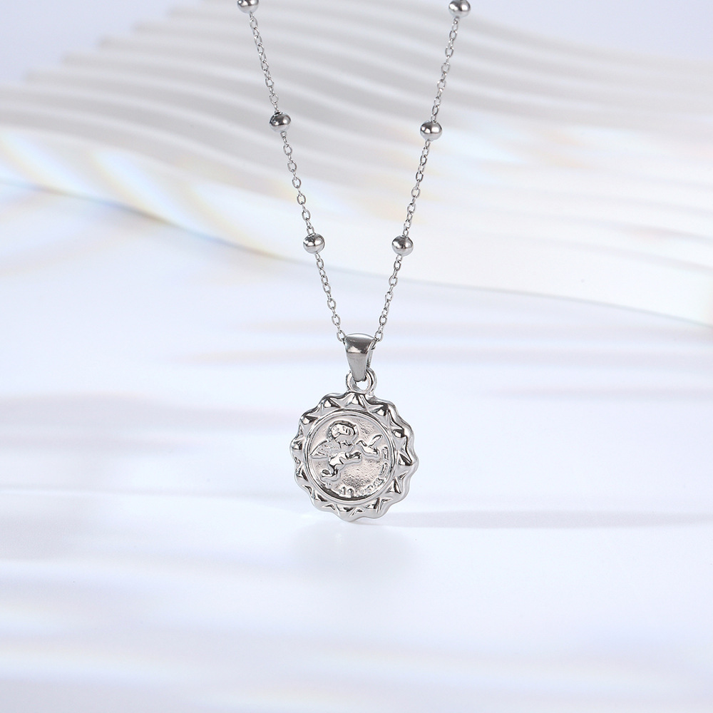 Women Delicate The Angel Cupid - Coin Necklace Delicate recensione e prezzo